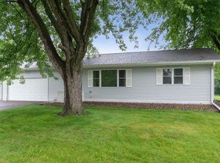 13830 Sunset Trl, Minneapolis, MN 55441
