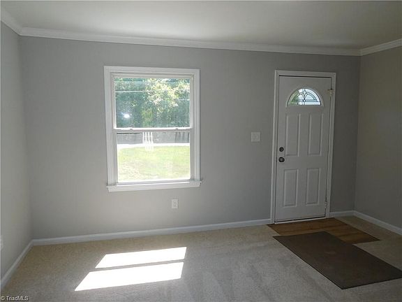 3rd image of 519 Moore Dr