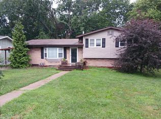 7104 NW Montrose Ave, Kansas City, MO 64151