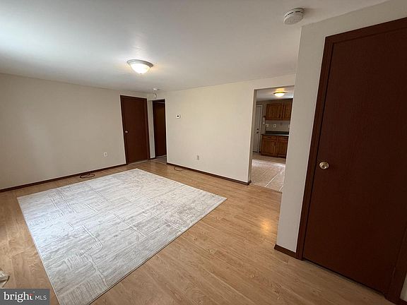 5th image of 1555 N Orchard Rd