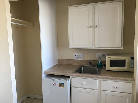 2nd image of 1233 S Atlantic Ave #420