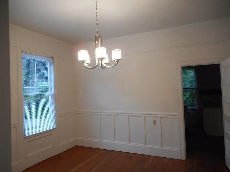 2325 NW Hoyt St — Photo 6