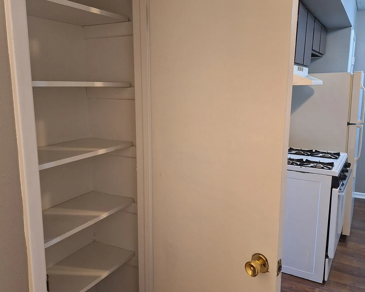 Lawnwood Apartments — Photo 4
