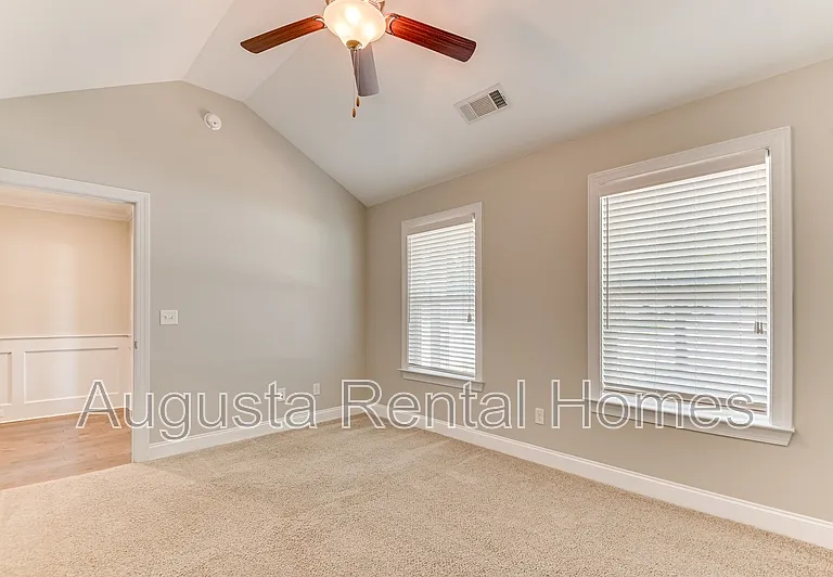 907 Linsmore Ave — Photo 35