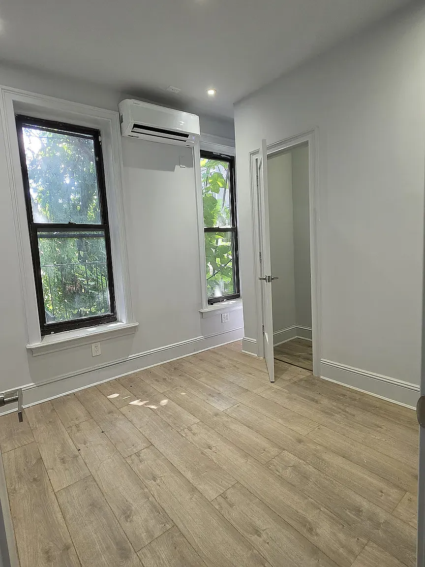 88 Herkimer St — Photo 4