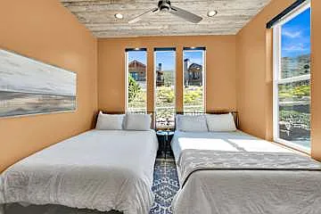 Second bedroom with two queen beds