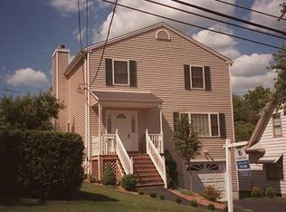 84 Edison Ave, Fairfield, CT 06430