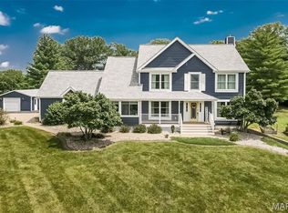 1930 Meadow Farm Ln, O'Fallon, MO 63366