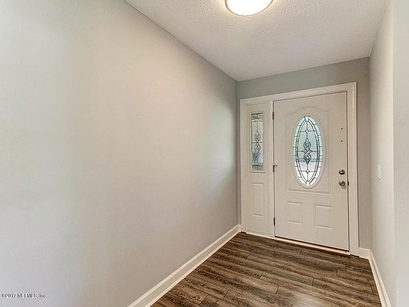 5th image of 3335 Shenandoah Dr W