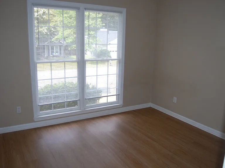 3304 Northbrook Dr — Photo 13