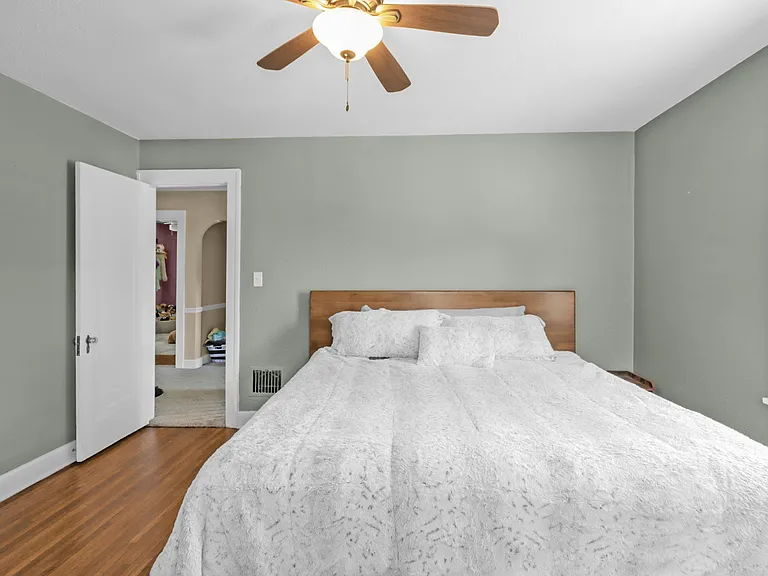 3159 Wendover Dr — Photo 16