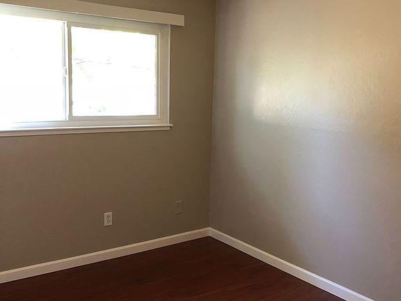 5th image of 3550 Auburn Blvd APT 09