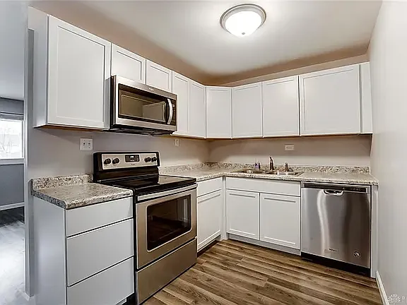 5543 Barnard Dr — Photo 18
