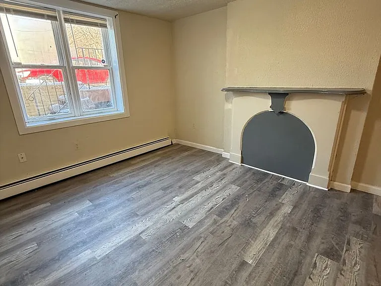 51 Lander St. — Photo 2
