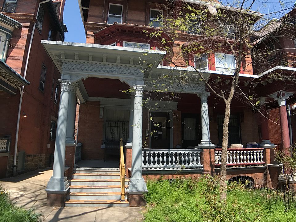 4617 Spruce St Philadelphia PA