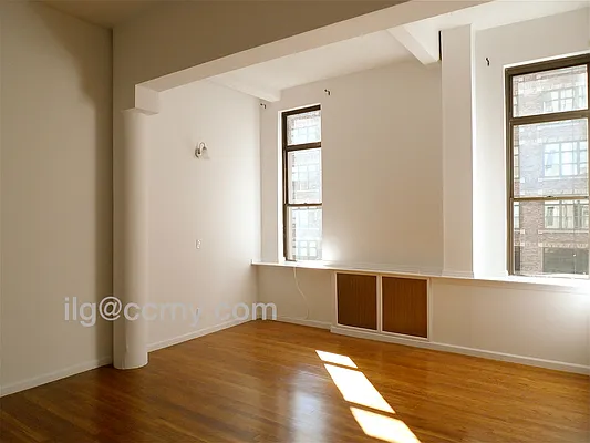 Rented by City Connections Realty | media 9