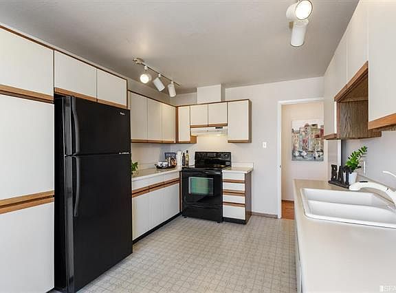 5th image of 502 Andover St #502