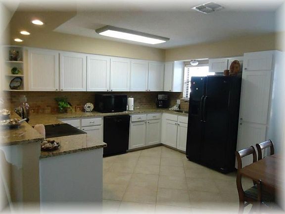 3rd image of 15222 Main Royal Dr