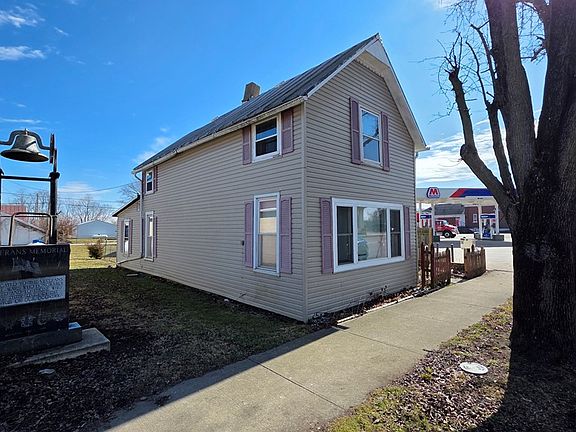2nd image of 10868 Main St