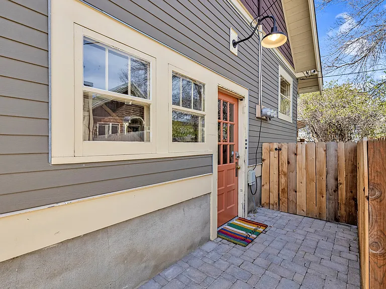 303 E Olive St #2 — Photo 27