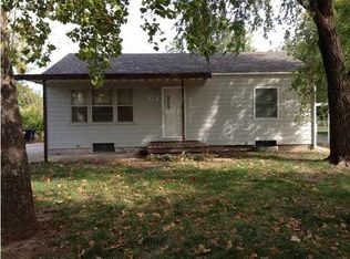 532 N 8th St, Towanda, KS 67144