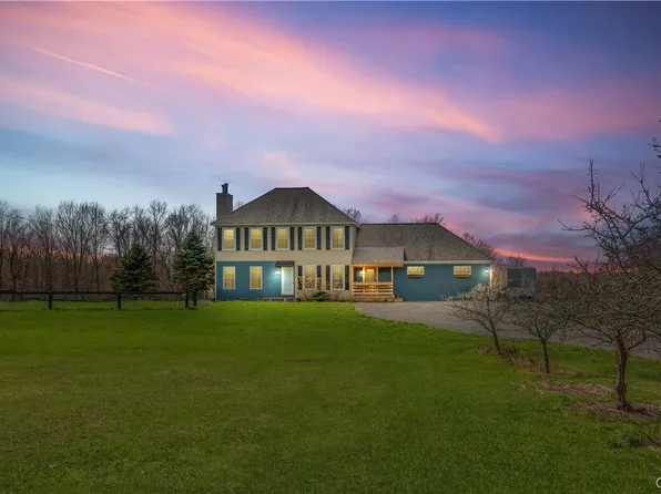 441 Kingdom Rd, Oswego, NY 13126
