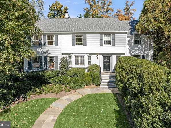 5705 Rockmere Dr, Bethesda, MD 20816