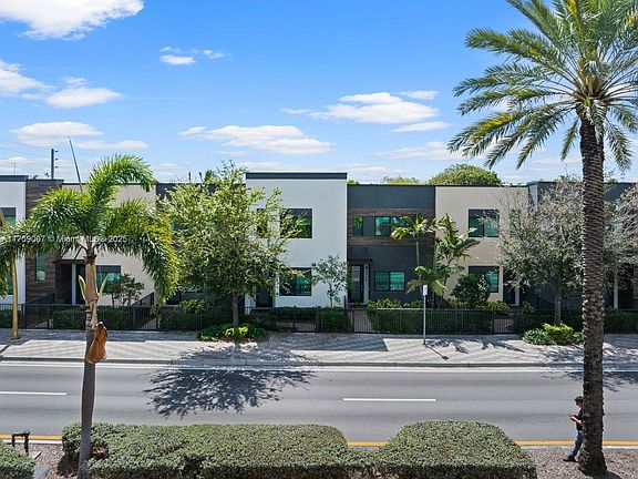 2nd image of 2156 NW 6th St #2156