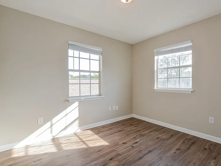 2233 Grand Tree Ct — Photo 15