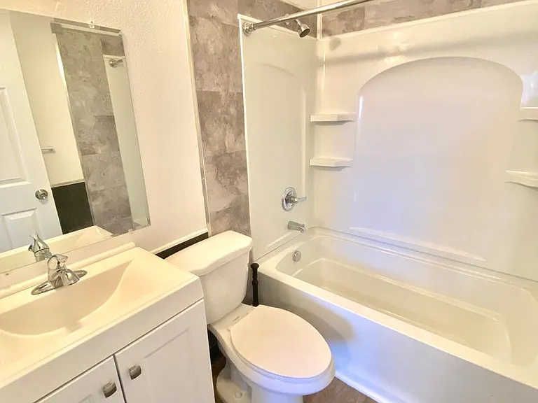 2905 Glendale Dr — Photo 9