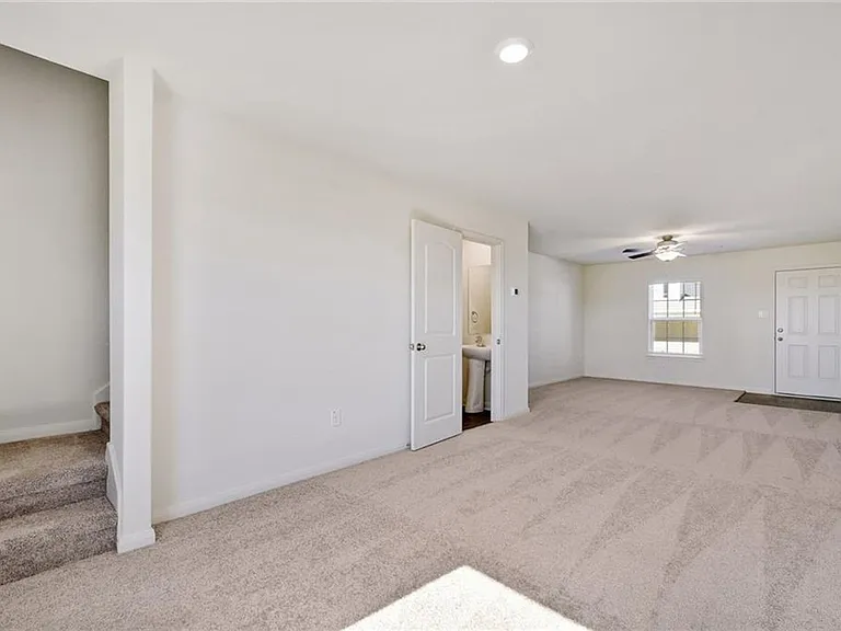 221 Sunnymeade Ln — Photo 6