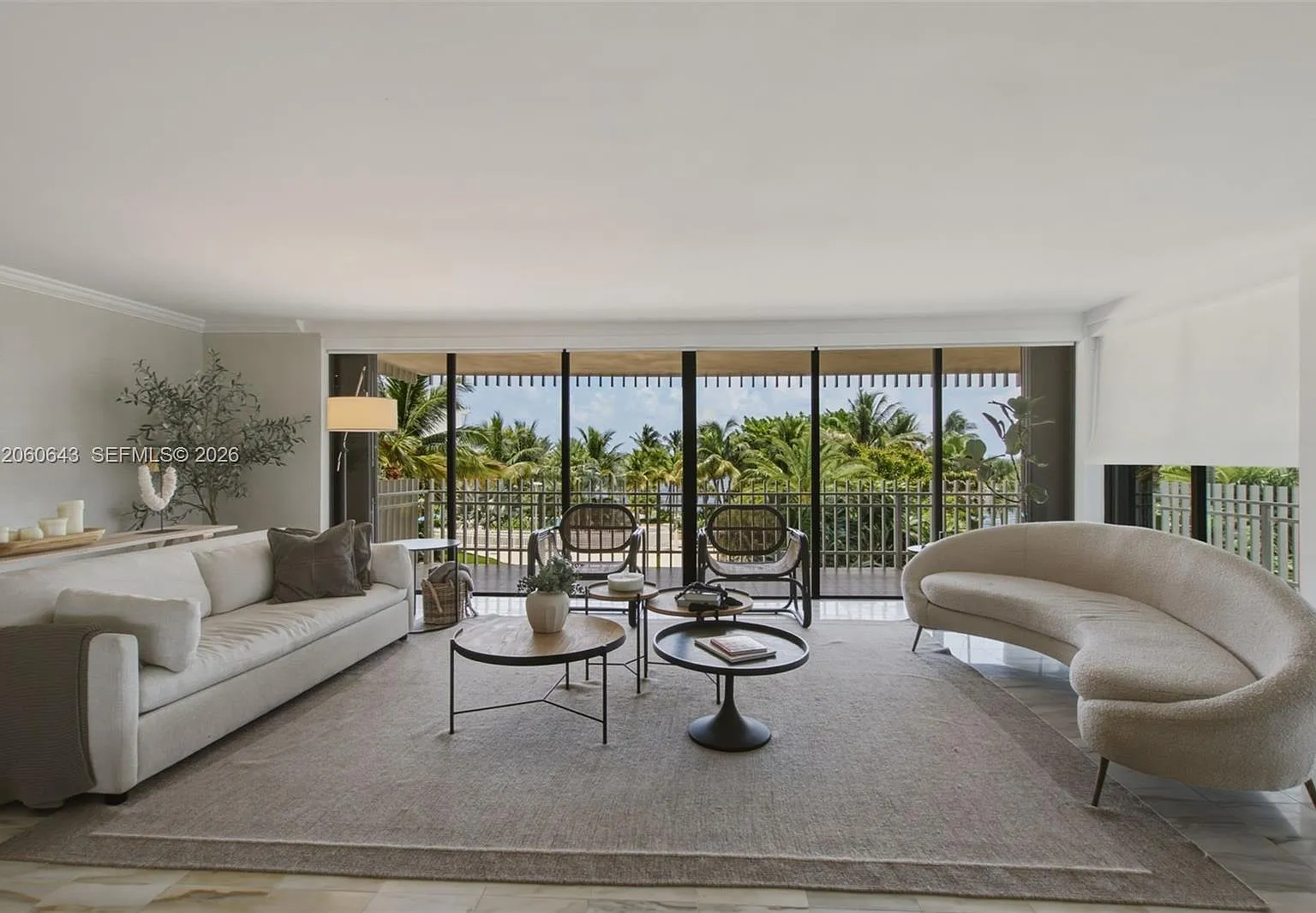 Grove Isle Condo — Photo 4