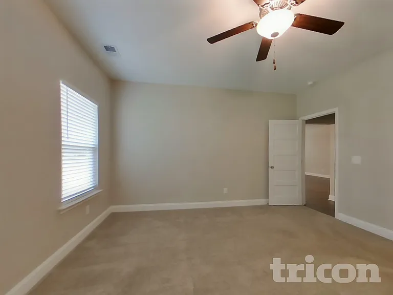 265 Bexley Way — Photo 8