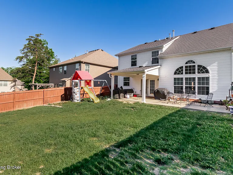 699 Urton Woods Way — Photo 18