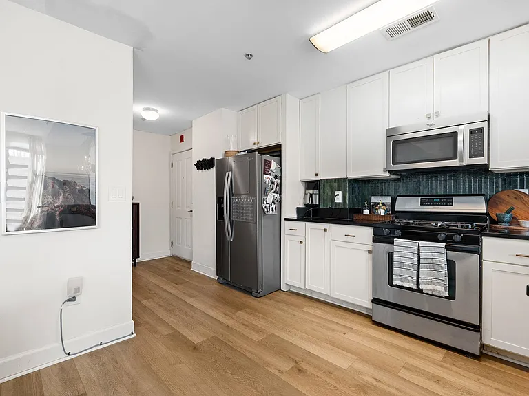610 Newark St #7A — Photo 11