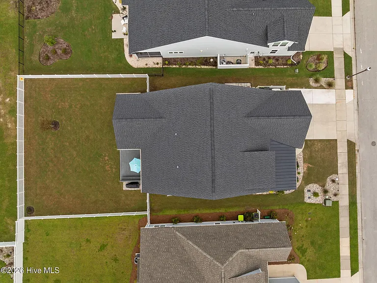 310 Lightning Bug Ln — Photo 19