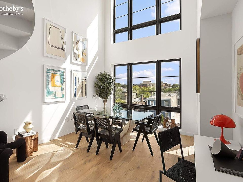 1st image of 216 20th St #Penthouse 2