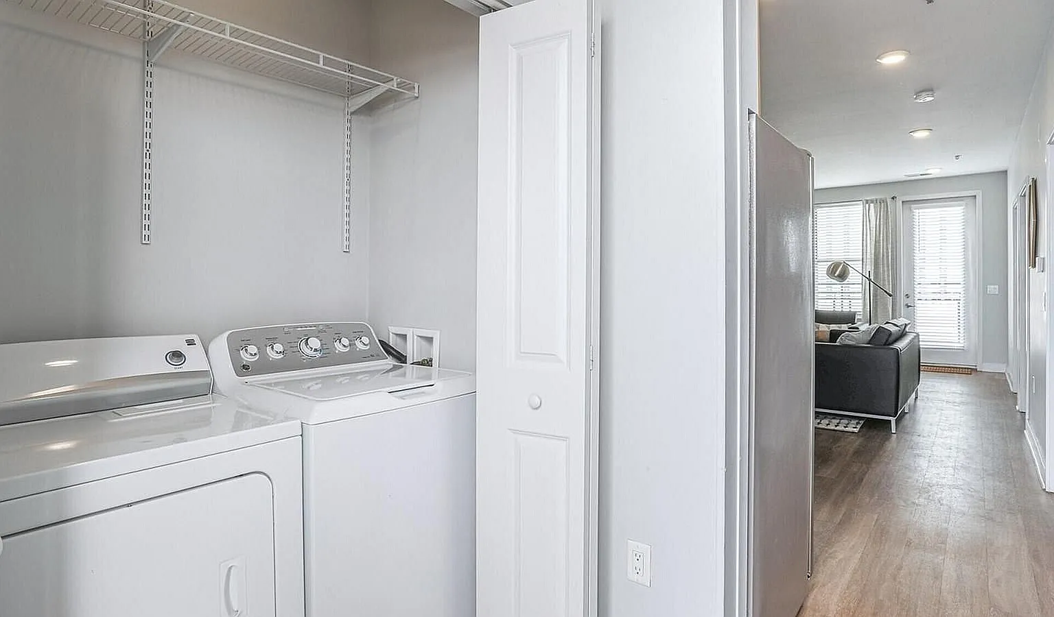 Lancaster Apartments — Photo 4