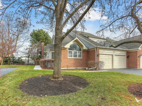 112 Penn Ct, Glenview, IL 60026