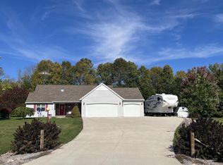 N7024 Jennifer Dr, Plymouth, WI 53073