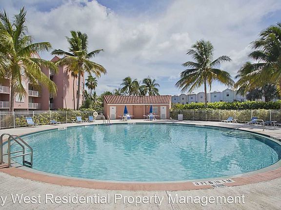 5th image of 3930 S Roosevelt Blvd #S214