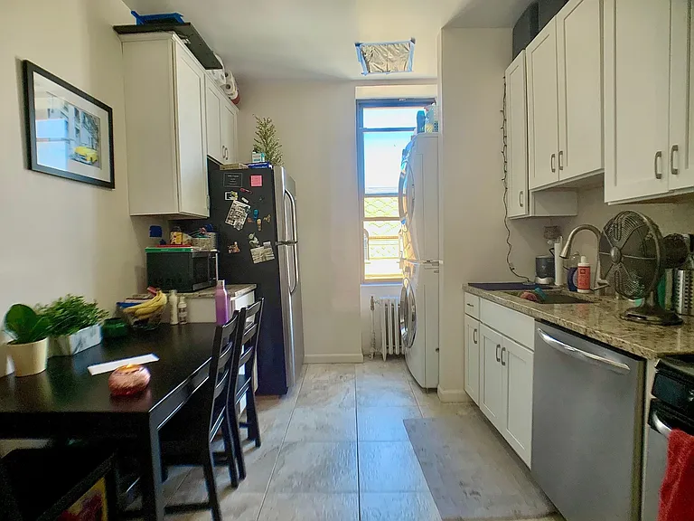 1131 Washington St #7 — Photo 2