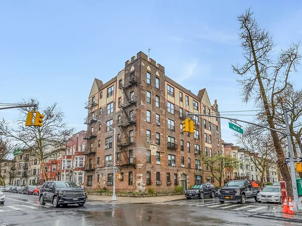 910 Park Pl APT 4A, Brooklyn, NY 11216