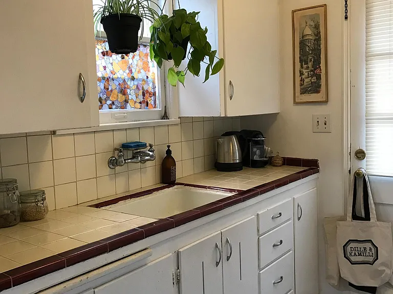 427 NE Ravenna Blvd — Photo 21