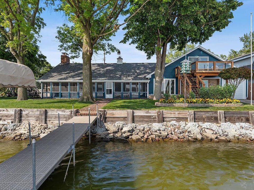 1st image of 4614 N Shore Dr