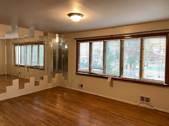 4th image of 833 Hylan Blvd #1F