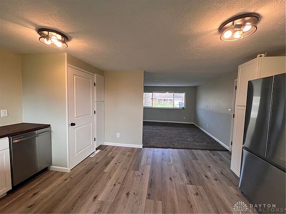 5th image of 3559 Waterbury Dr