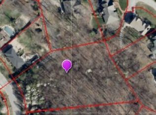 1917 Riva Ridge Rd, Louisville, KY 40214