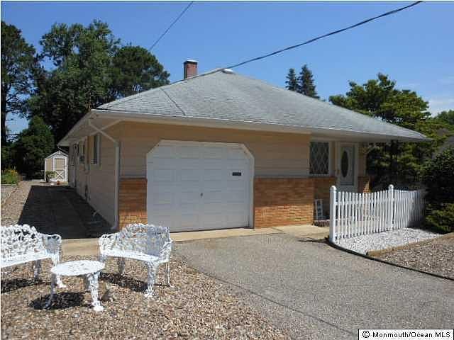 1st image of 1924 Mount Juliano Ln