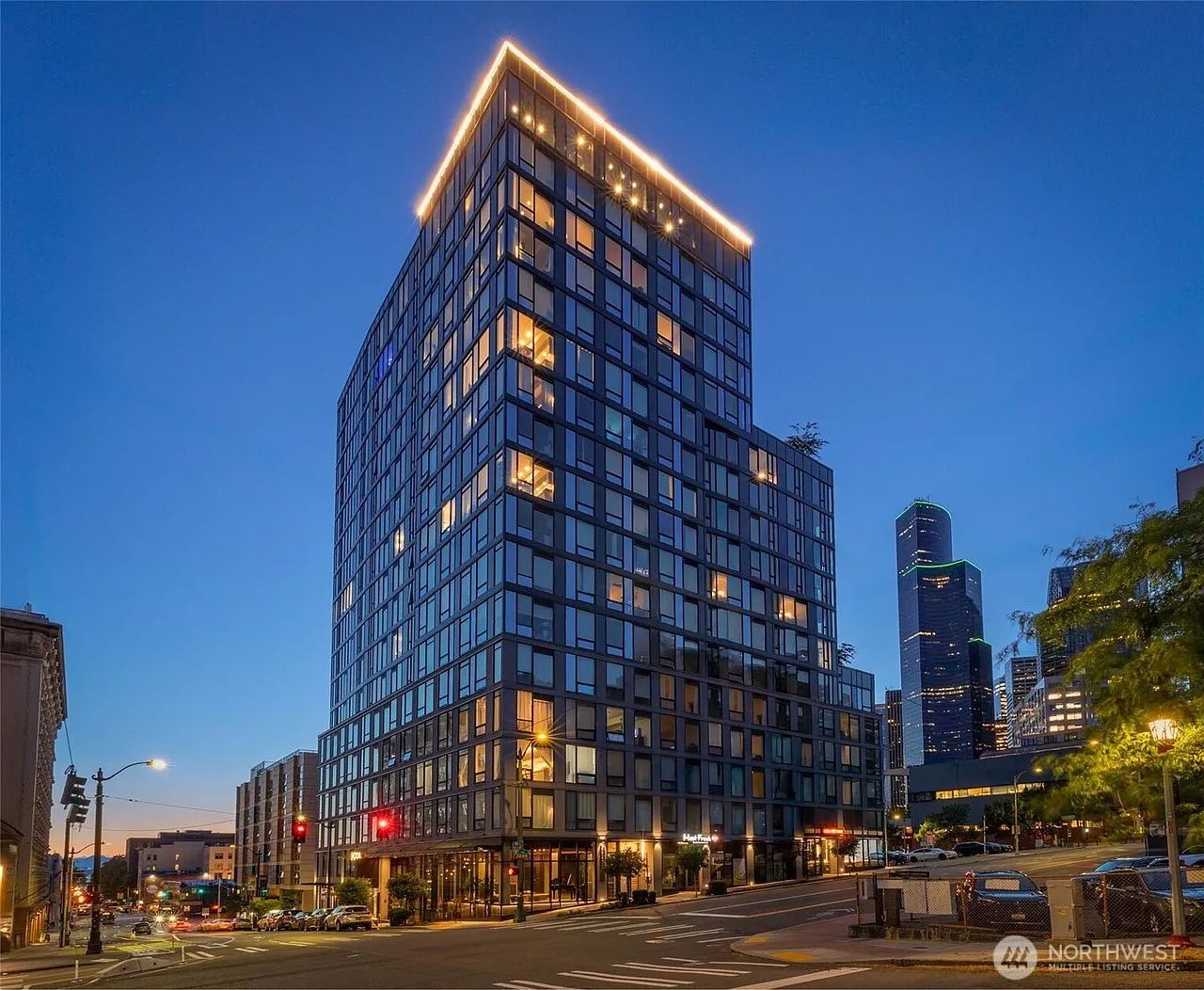 1 bed, 556 sqft, $1,800 — Photo 1